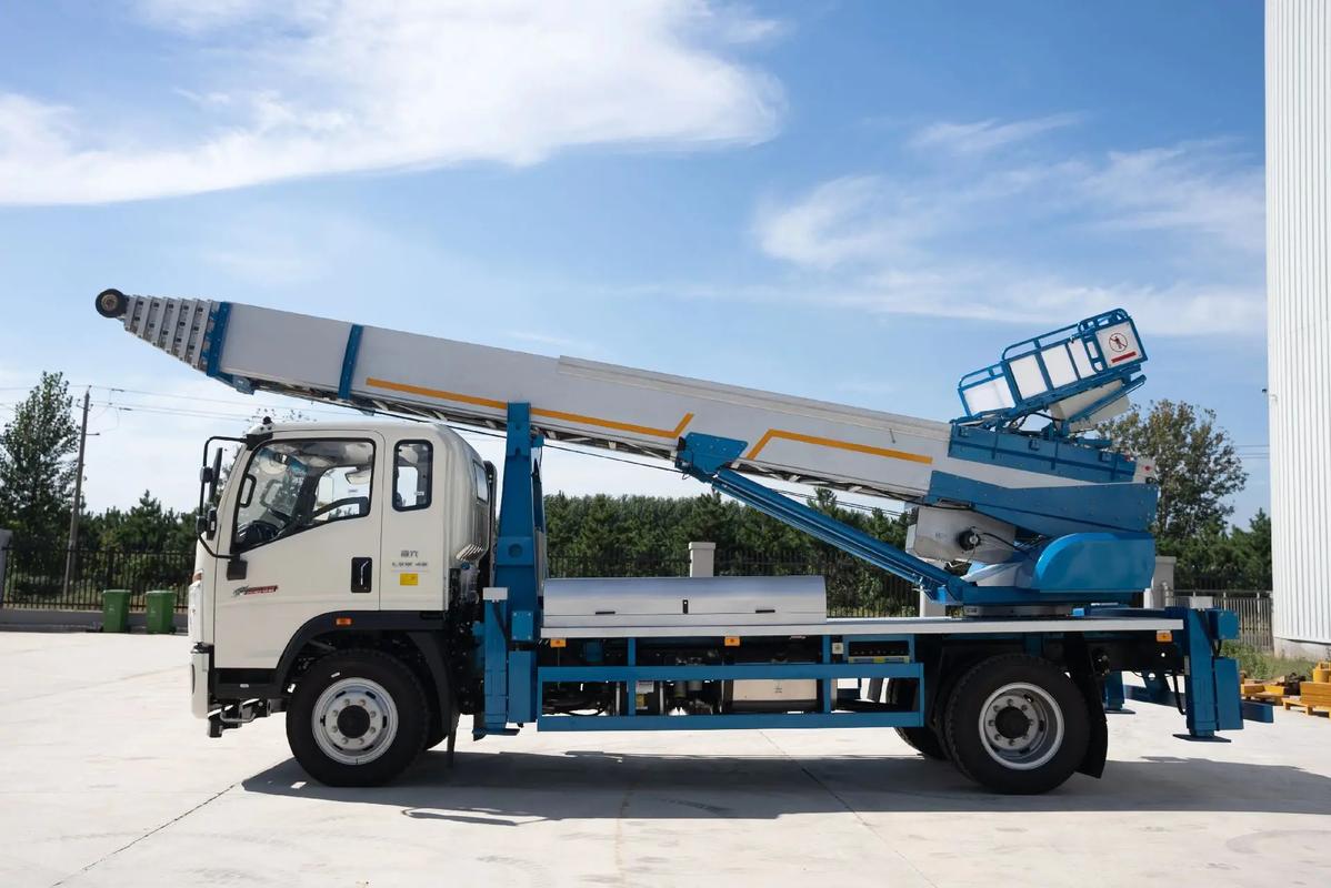 承德双桥云梯上料车租赁费用